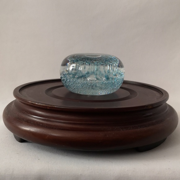 Beautiful Art Glass Paperweight by Award Winning Glass Artist Ron Lukian Quebec - Picture 1 of 6